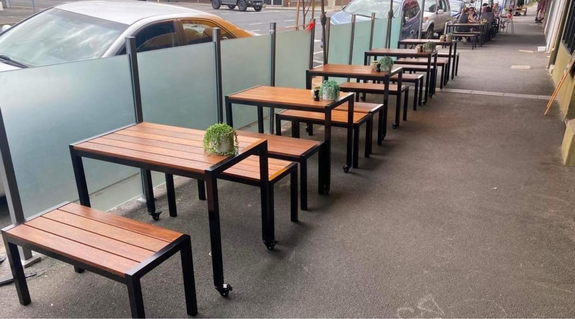 Outdoor cafe tables store